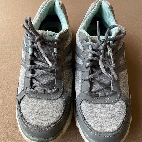 Dr. Scholl’s size 7 worn twice! - Picture 3 of 3